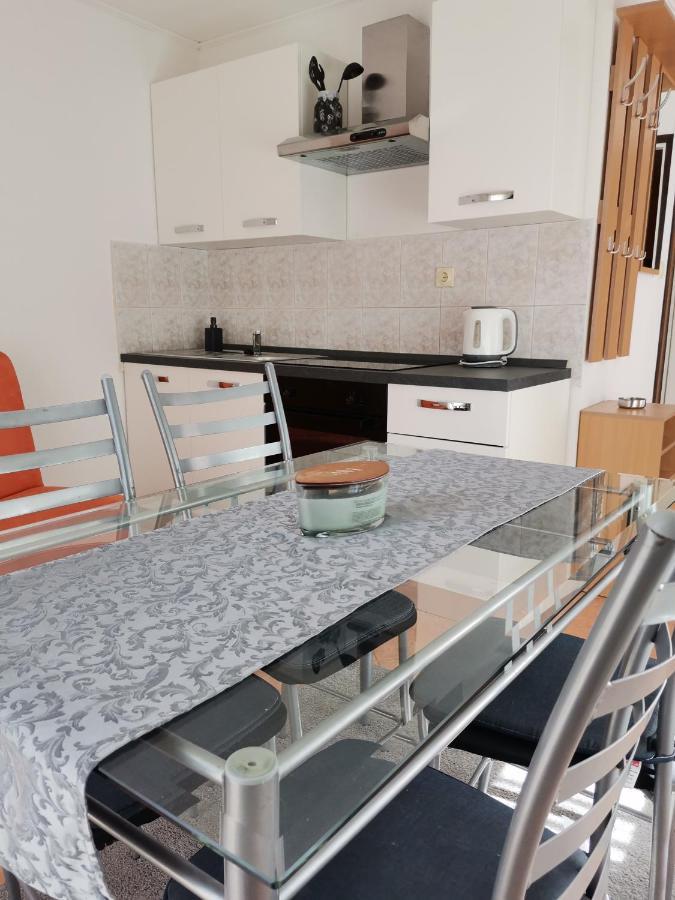 Apartments Dumencic Rab Mundanije ภายนอก รูปภาพ