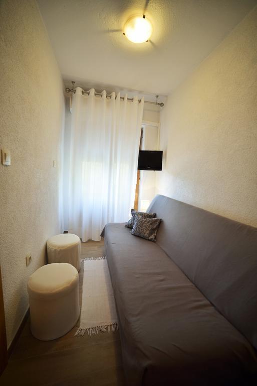 Apartments Dumencic Rab Mundanije ภายนอก รูปภาพ